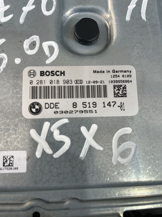 Компютър бмв х5/х6 е70/71 5.0д 381 ( computer bmw x5/x6 5.0d )