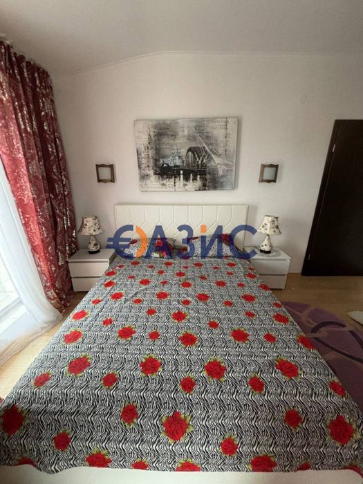 Продава се Тристаен апартамент в к.к. Слънчев бряг - 163 кв.м за 675 €/кв.м - Снимка #4