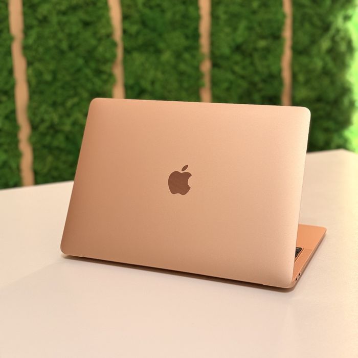 MacBook Air M1 13” | 8GB RAM | 256GB SSD | Rose Gold