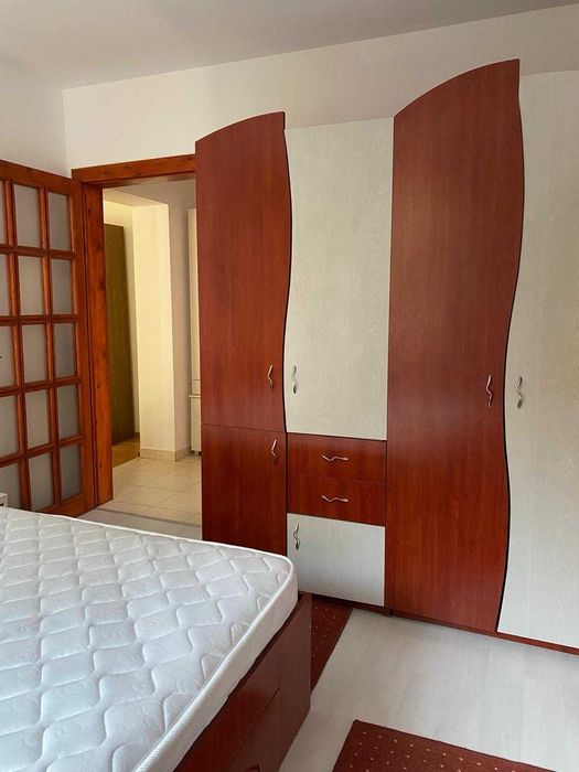 Vand apartament 2 camere