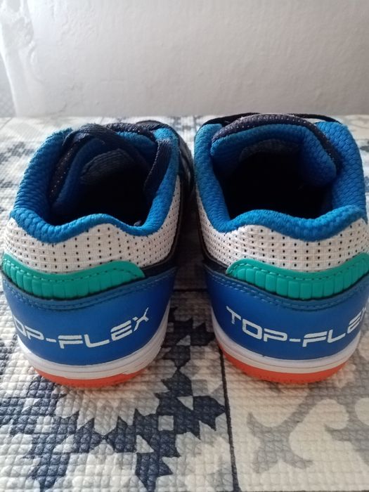 Ghete  de fotbal originale Joma Top-flex mărimea 32