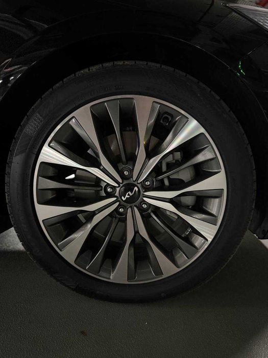 Kia K8 2023y 26ming yurgan! tozza moshina! ideal holatda!