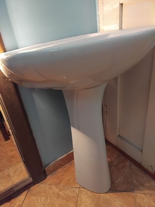 Раковина для ванной.