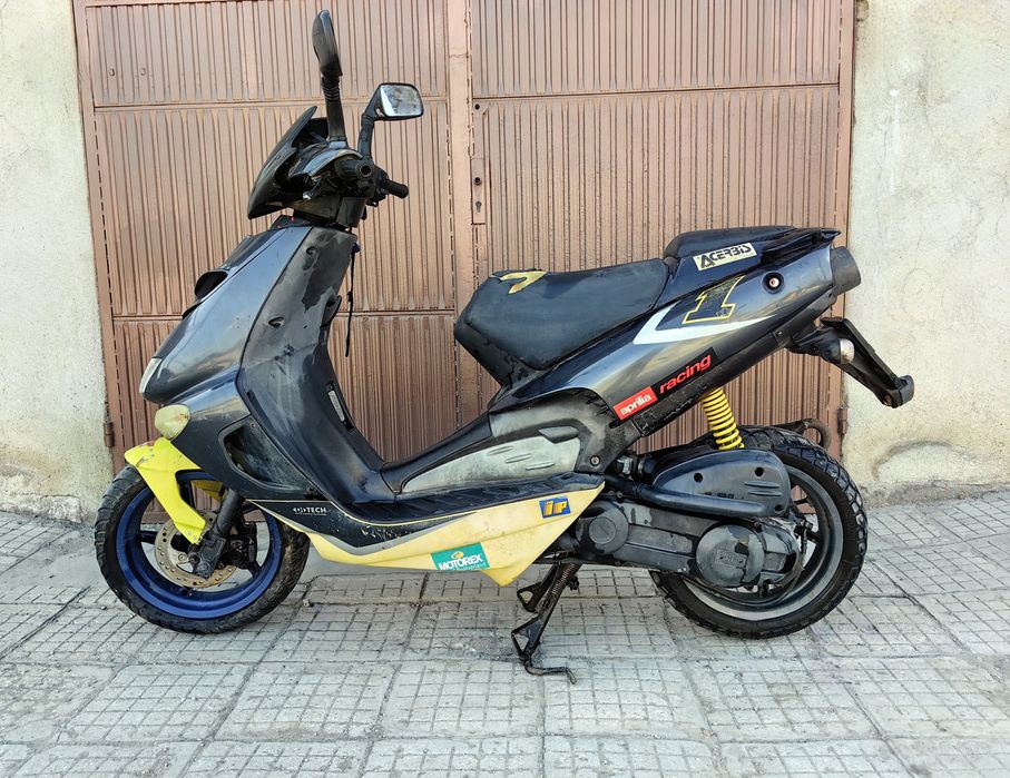 На Части Aprilia SR50