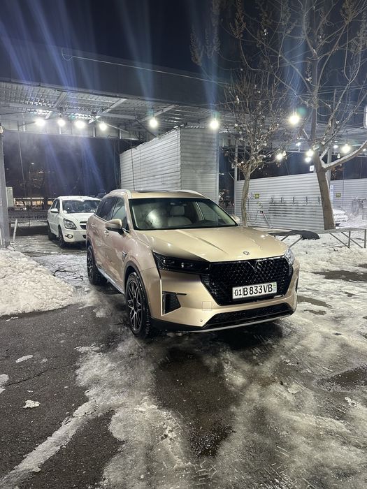 Nissan venucia star sotiladi