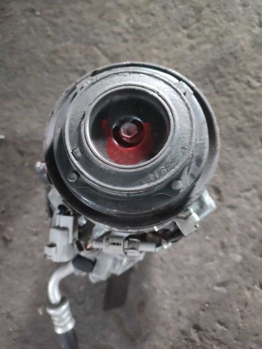 Компрессор кондиционера для Toyota Camry50 2GRFE