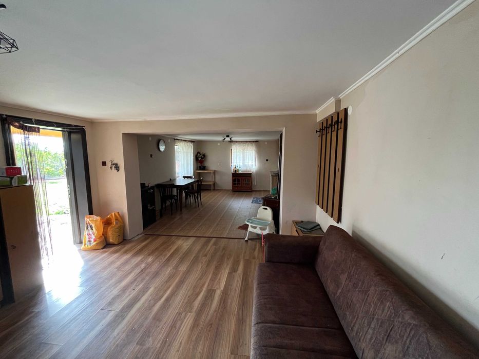 Продава вила в ж.к. Изток над блок 45, гр. Казанлък