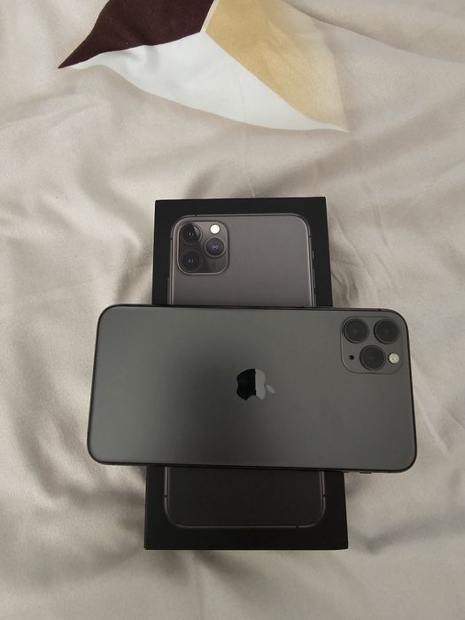 Vând iPhone 11 Pro Max