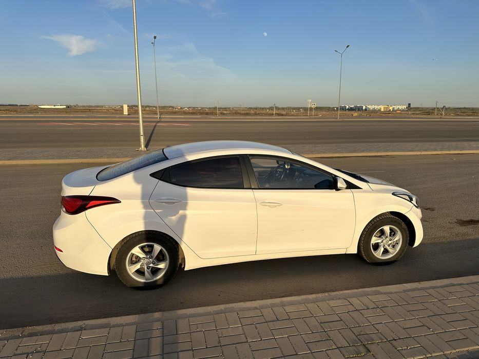 Hyundai Elantra 2014