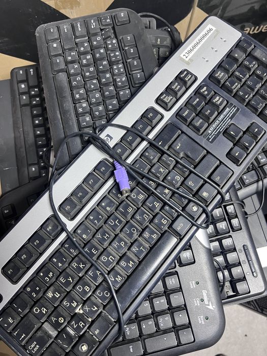 Клавиатуры б/у PS/2