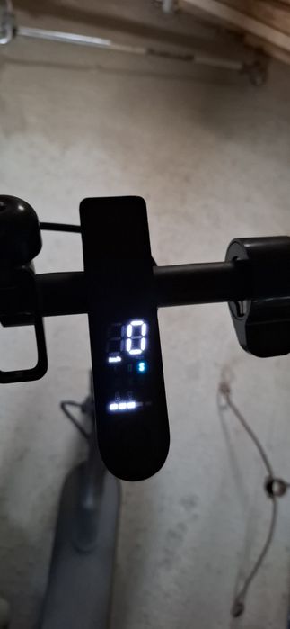 Trotineta electrică xiaomi pro 2 impecabila
