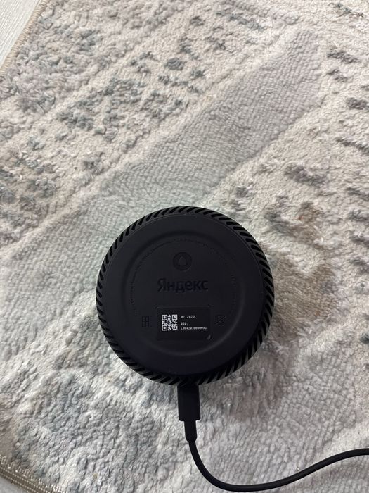 Продам яндекс алису