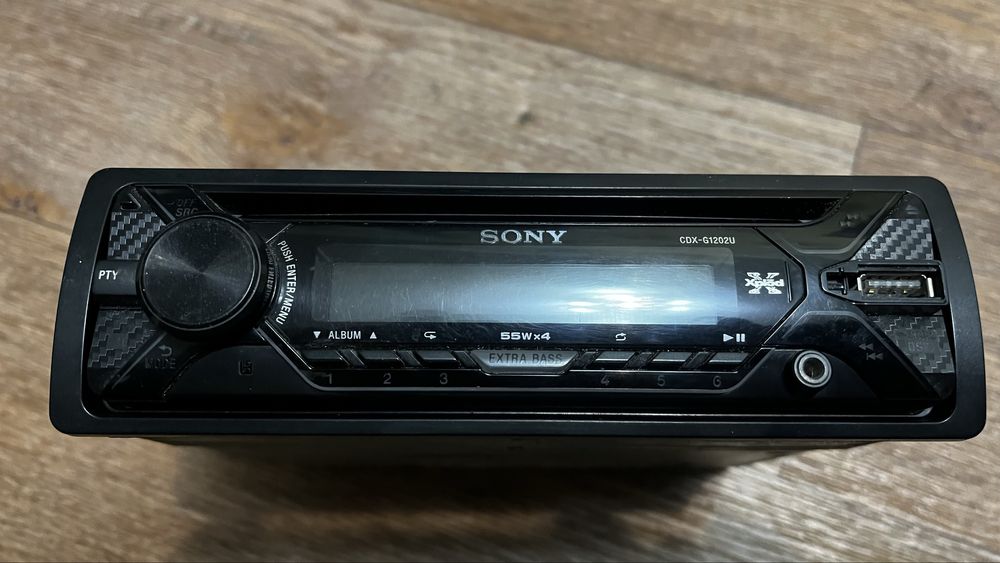 Продам автомагниолу SONY® Модель : CDX-G1202U