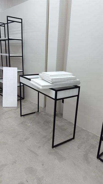 Продам торговое оборудование срочно