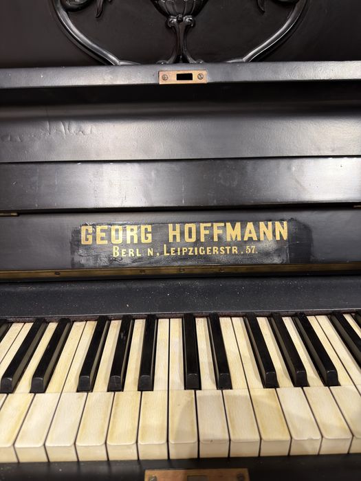 Пияно Georg Hoffmann