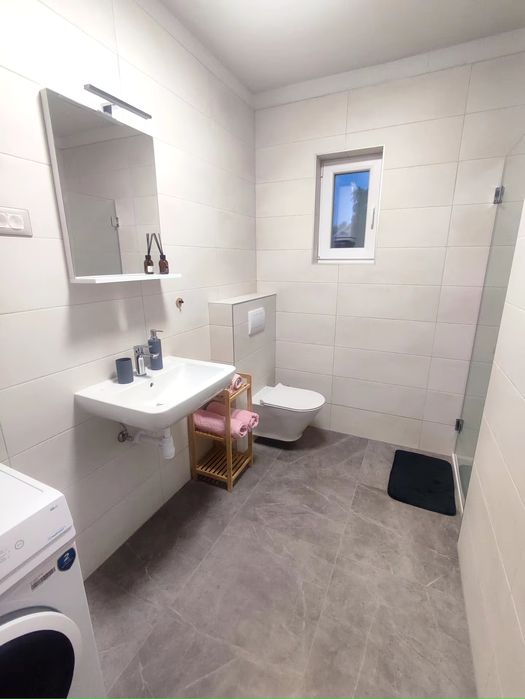 Тристаен обзаведен апартамент под наем в кв. Овча купел