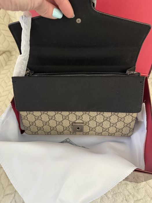 Дамска чанта нова