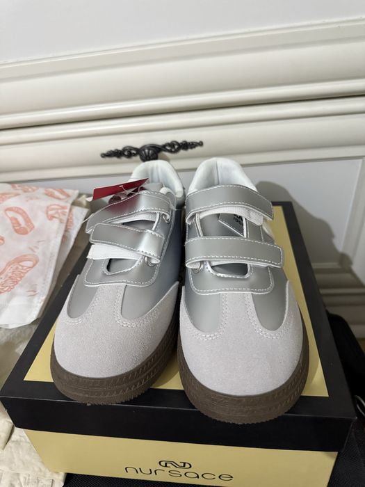 Продам кроссовки новые недорого