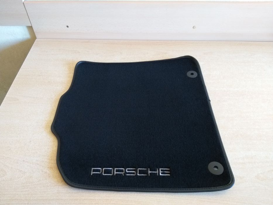Covorase auto din mocheta dedicate PORSCHE MACAN