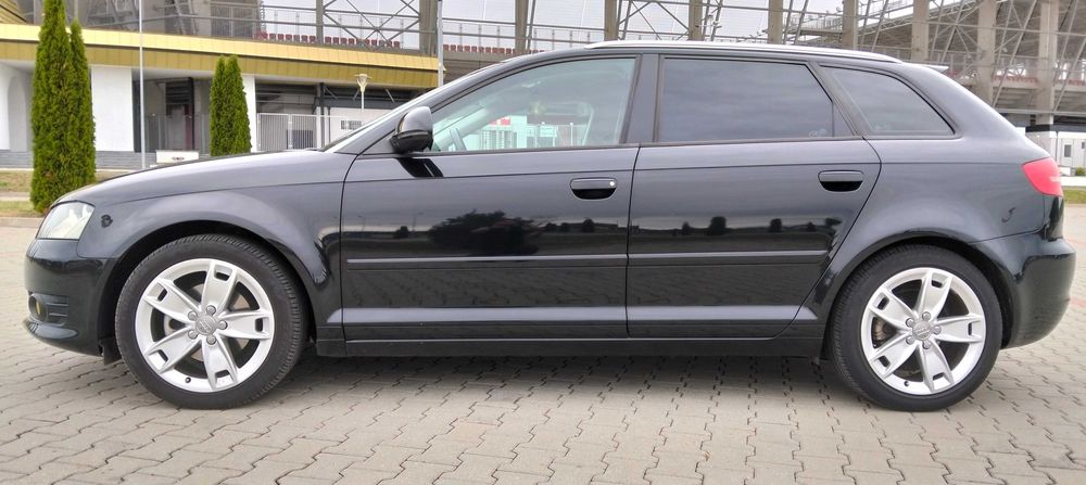 AUDI A3 Sportback 2010 — imagine 3