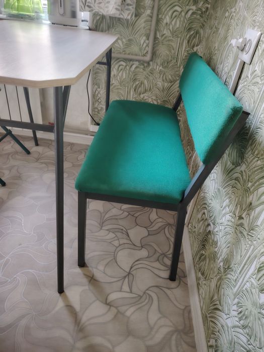 Продам Кухонный уголок