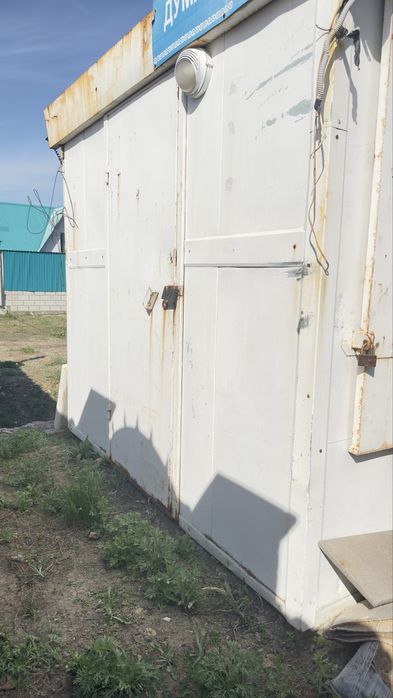 Продам киоск размер 2,5 на 3.0 м