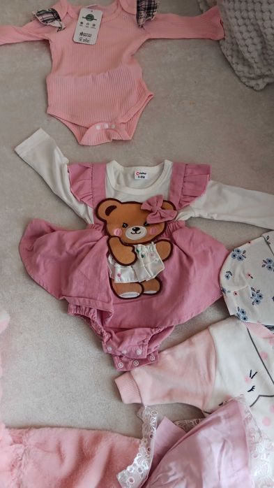 Бебешки дрехи за момиченце