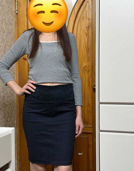 Продаются темно-синего цвета офисная юбка / ofis yubkasi sotiladi