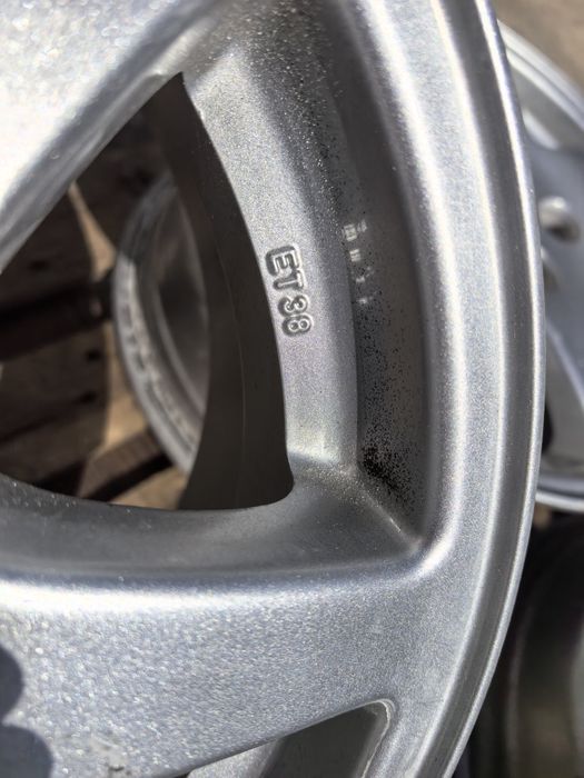 14 цола 5 х 100 мм Фолкваген / ШКОДА / СЕАТ - 6 инча - ЕТ 38