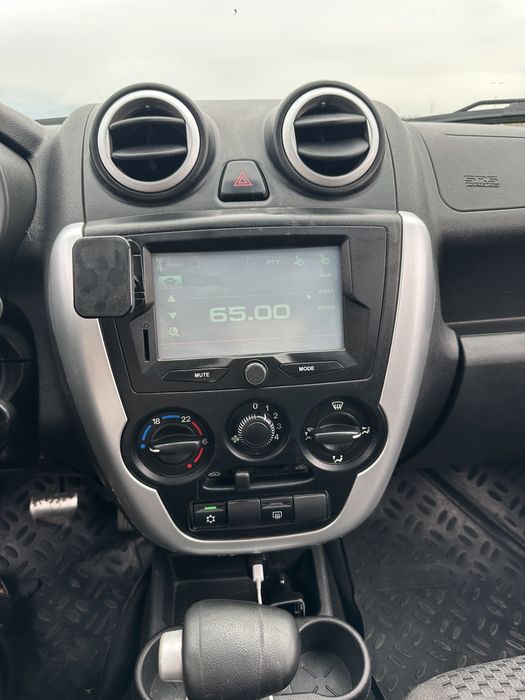 Магнитофон Lada Granta