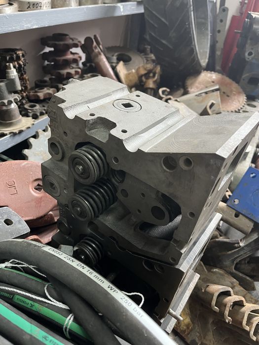 Продам головку ямз 240