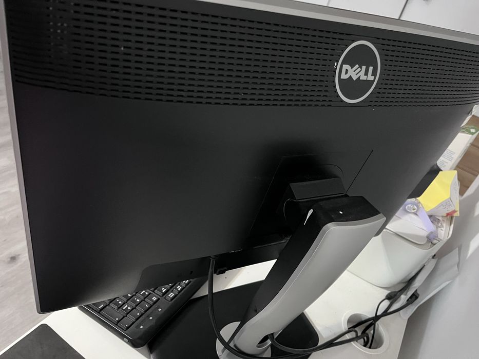 Monitor Dell 24 inch