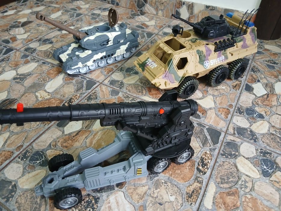 3 jucarii Noriel stare perfecta