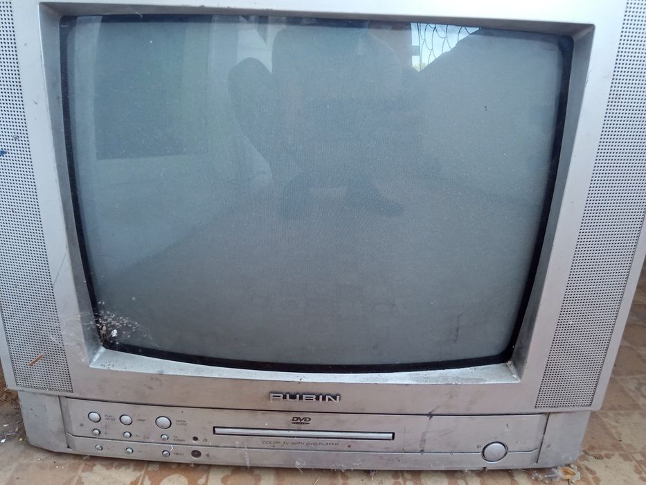 Продам телевизор cosmos