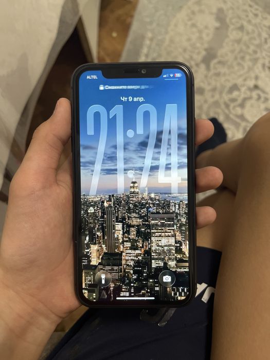 продам айфон 11 за 80к с торгом