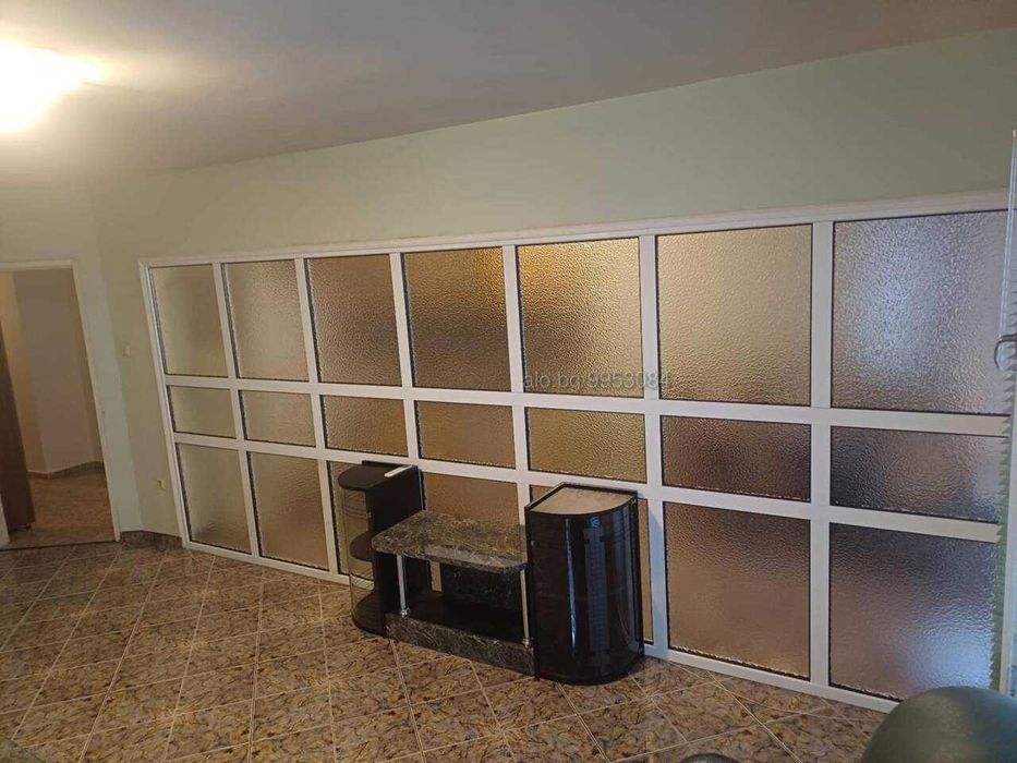 Продава се Тристаен апартамент в Пловдив, Кършияка - 111 кв.м за 873 €/кв.м - Снимка #2