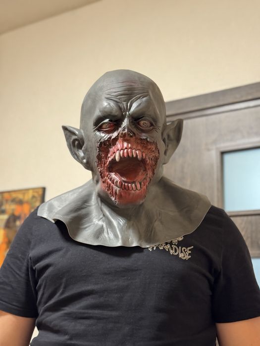 Кукерски маски  гумени маски