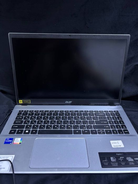 Ноутбук ASUS  Core i3-8130U