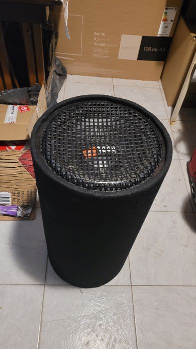 Subwoofer Jbl ( tub de bass )