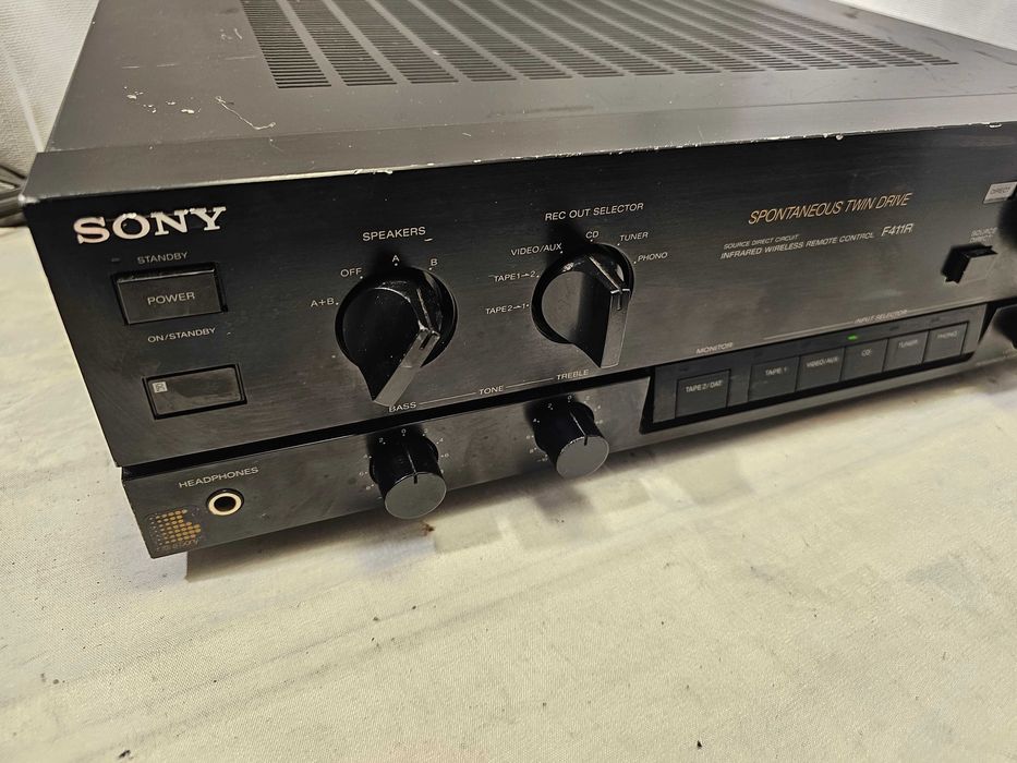 Sony F411R twin drive 2x50W 4 - 8 ohm