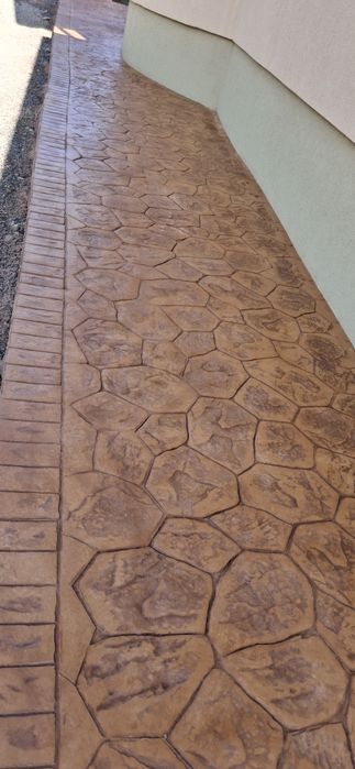 Beton Amprentat și Vertical