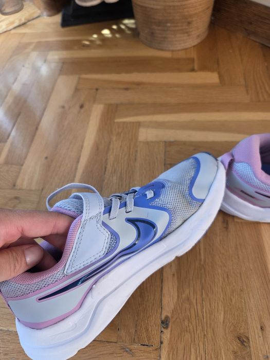 Nike runner.  34 размер