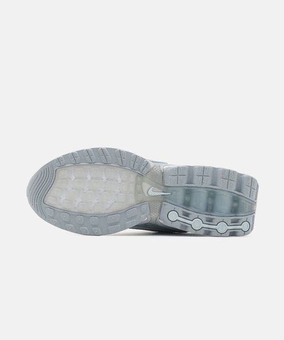 Дамски снейкъри Nike Air Max DN