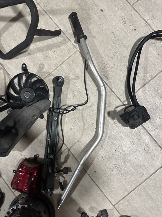 Triumph Explorer 1200 (2012) на части