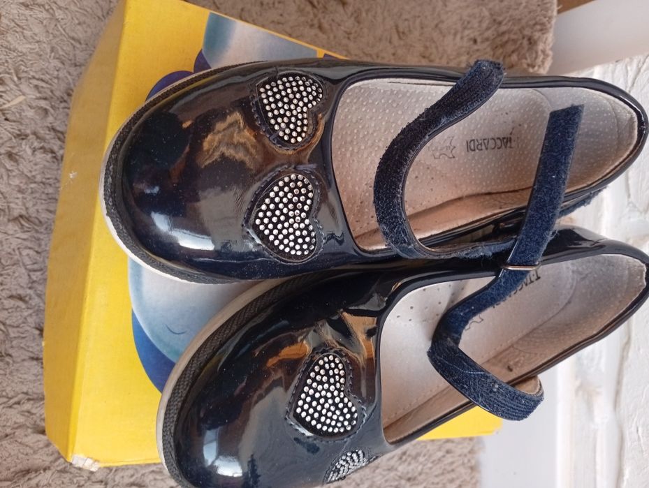 Обувь  ботинки туфли кроссы