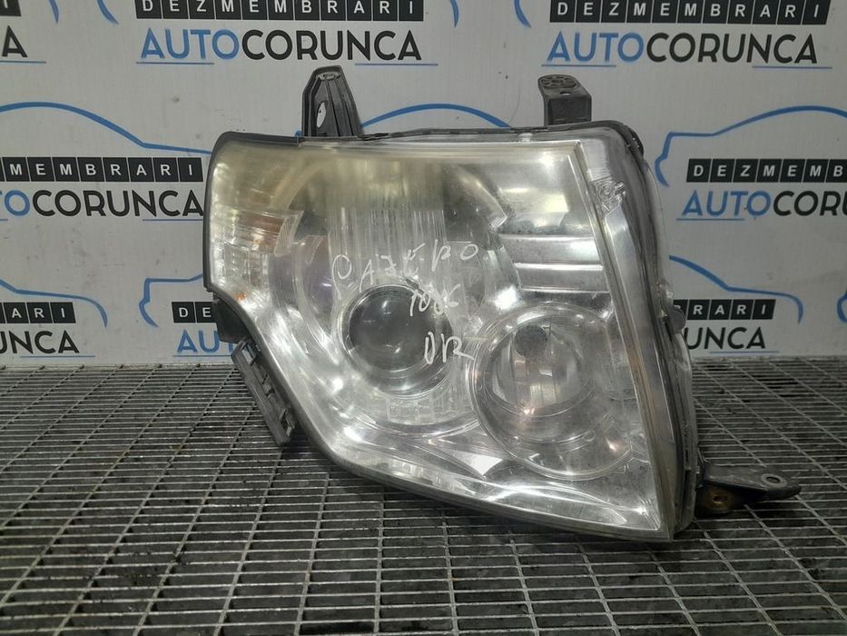 Far Dreapta Mitsubishi Shogun Pajero 2006 - 2011 SUV 4 Usi (1096) Fara xenon 10087872
