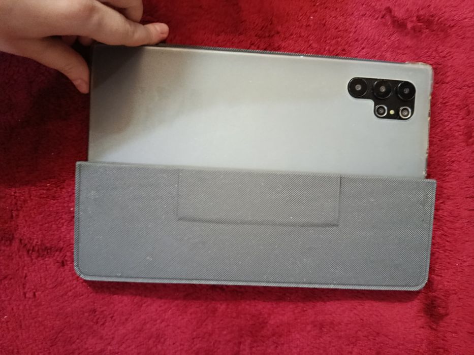 Продам планшет G2000