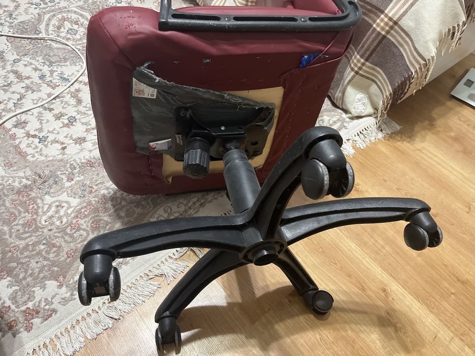 Компютерное кресло