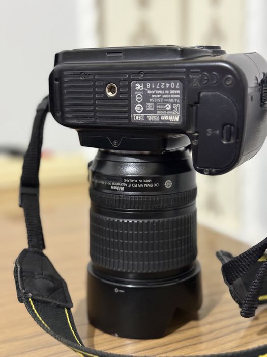 Nikon D90 sotiladi ideal