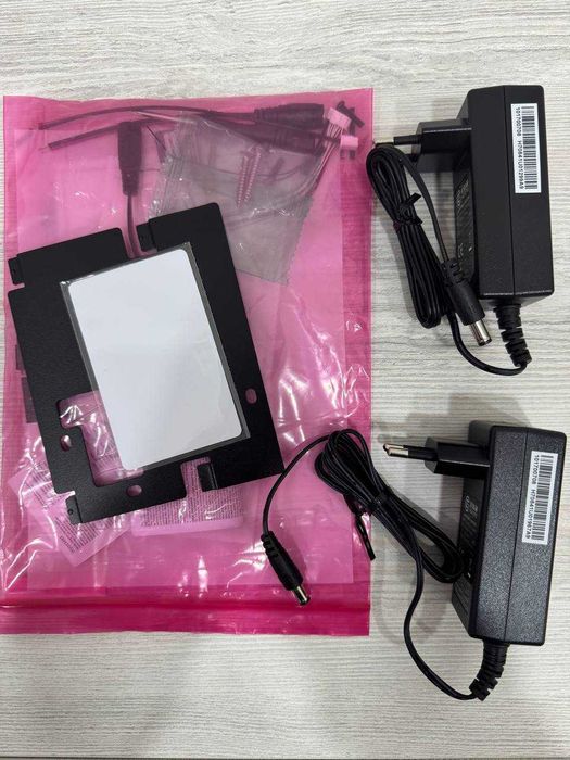 Домофон комплект Hikvision DS-KIS604-P (C)